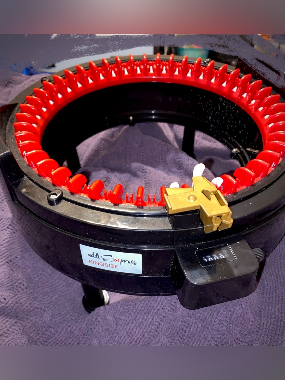 Addi Express King Size Knitting Machine - Picture 8 of 14